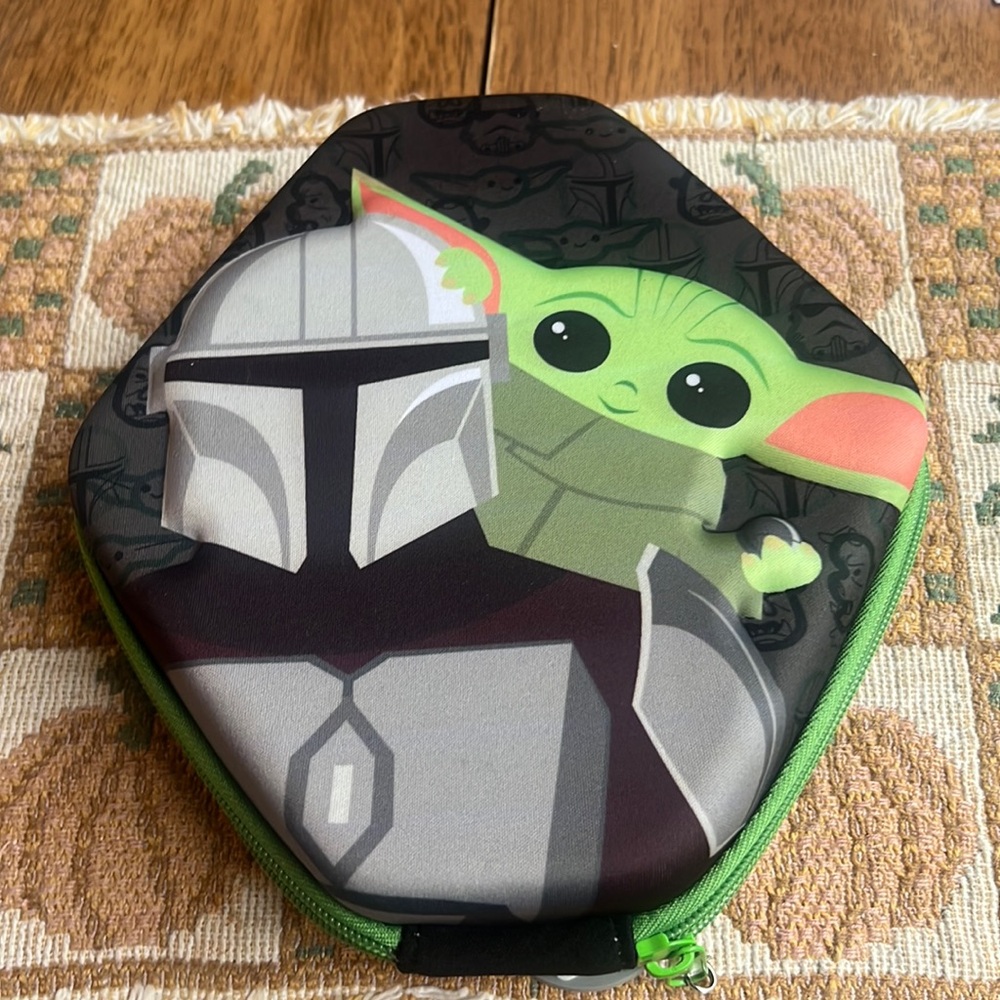Disney Star Wars Mandelorian The Child School pencil, paint brush holder